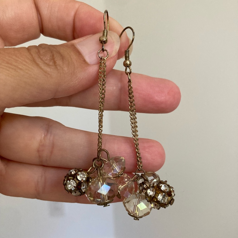 Elegant Gold Crystal Drop Earrings